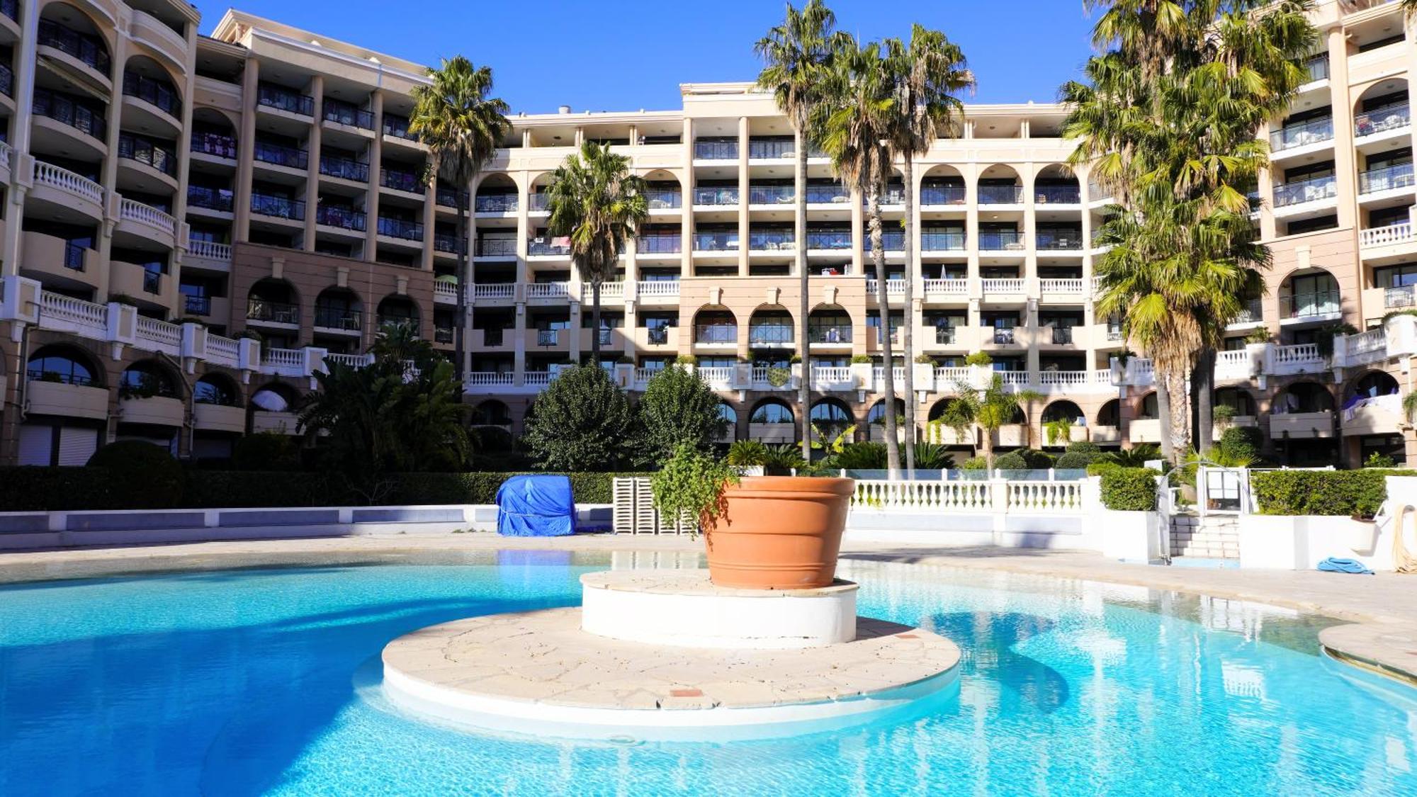 Appartement 556, Vue Mer Et Piscine By Palmazur Vacances Cannes Bagian luar foto