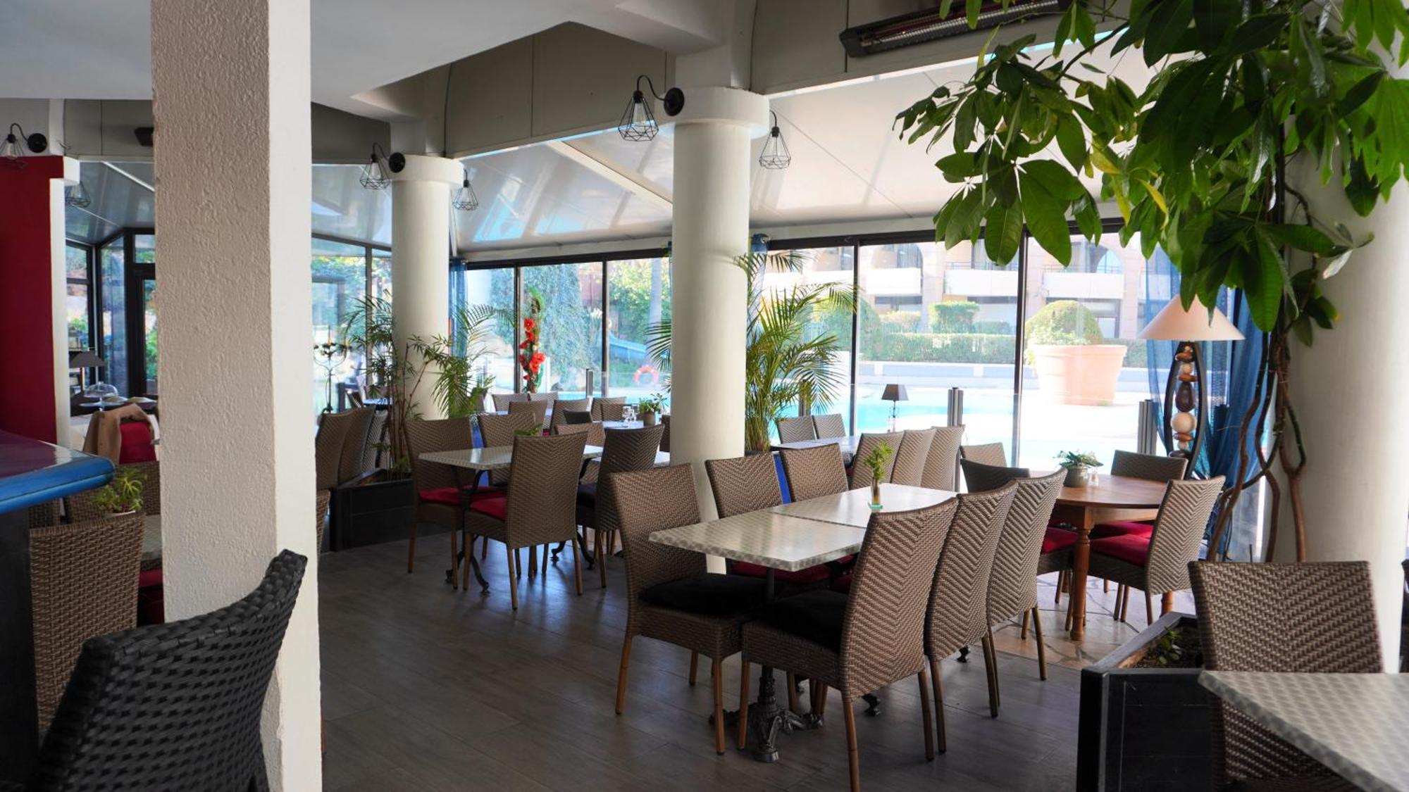 Appartement 556, Vue Mer Et Piscine By Palmazur Vacances Cannes Bagian luar foto